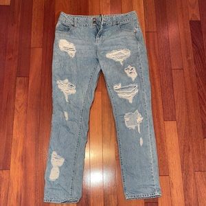 Forever21 ripped light blue jeans